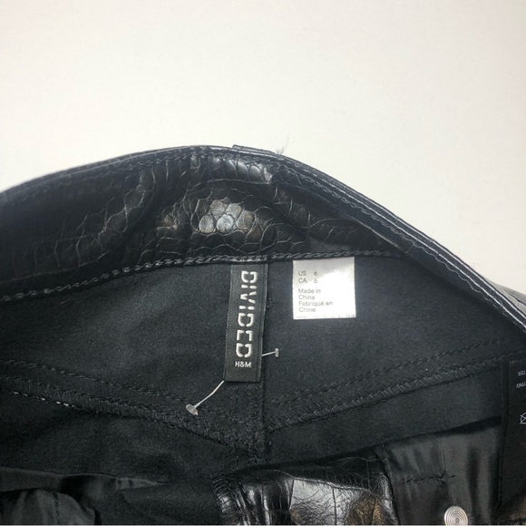 H&M snakeskin pleather patent pants - Picture 4 of 4